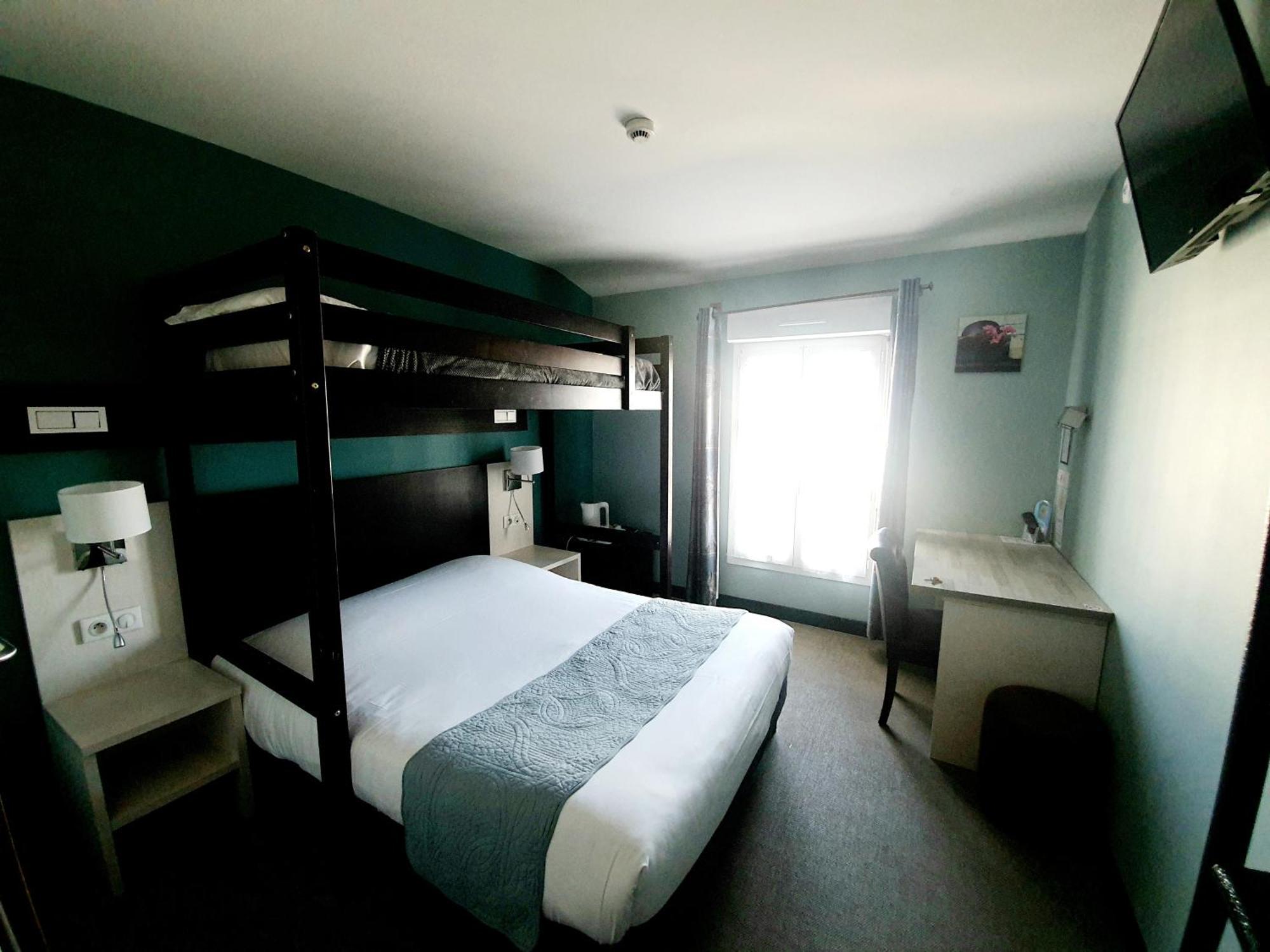 Auberge Des Lacs Bleus Clérac Екстериор снимка